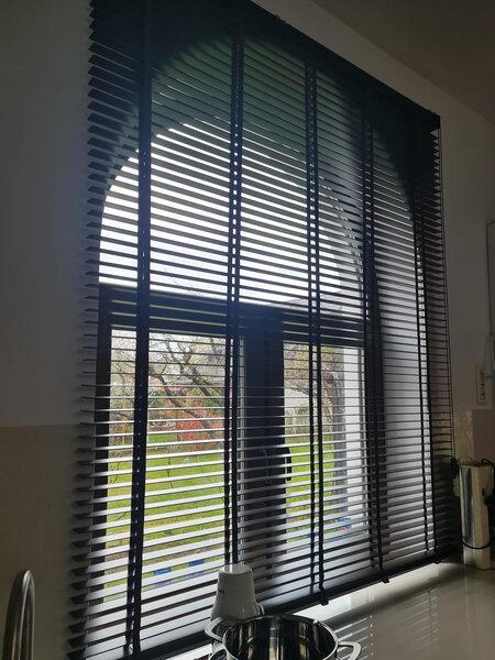 Jaluzele si rolete la comanda – Solutii moderne pentru orice buget